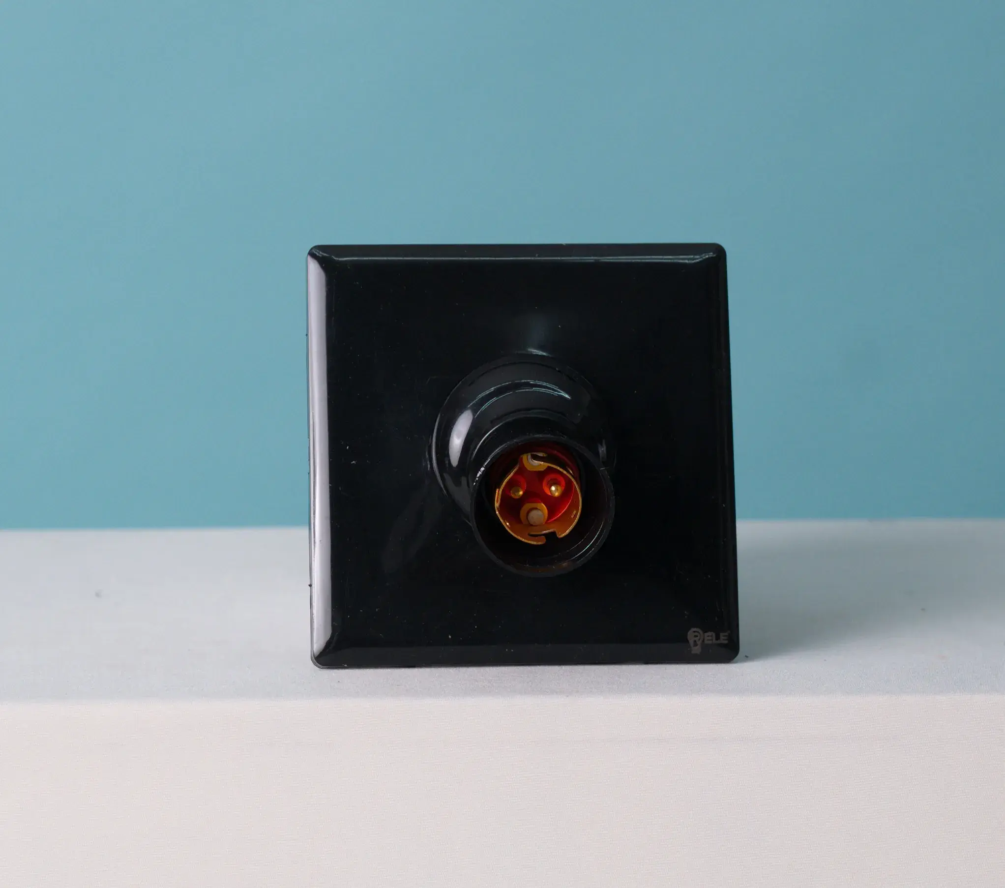5x5 Black Angle