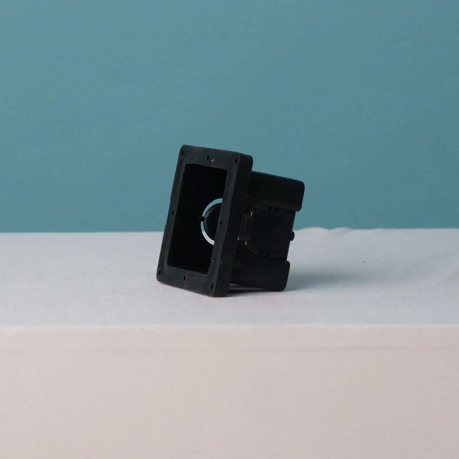 1 2m Black 66