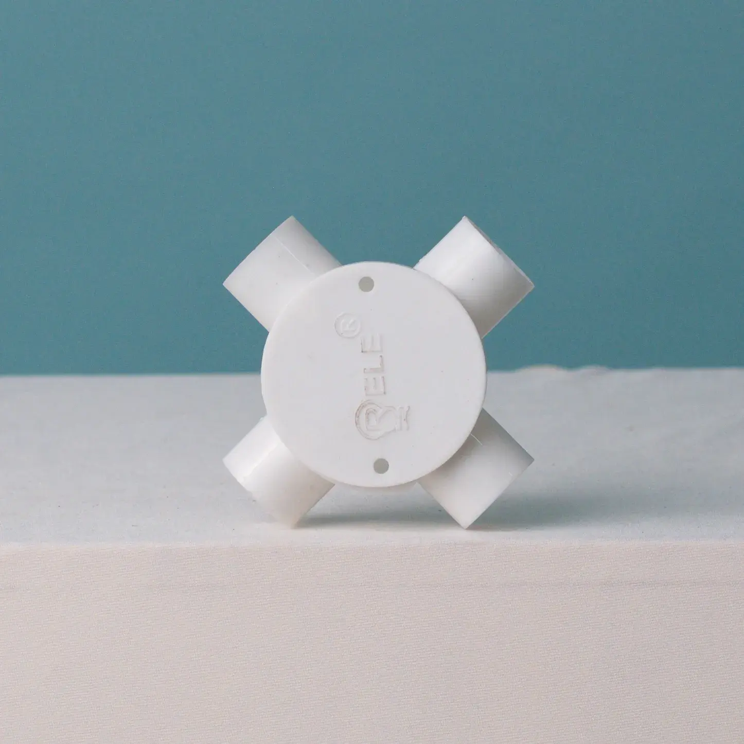 25mm White Junction 4way